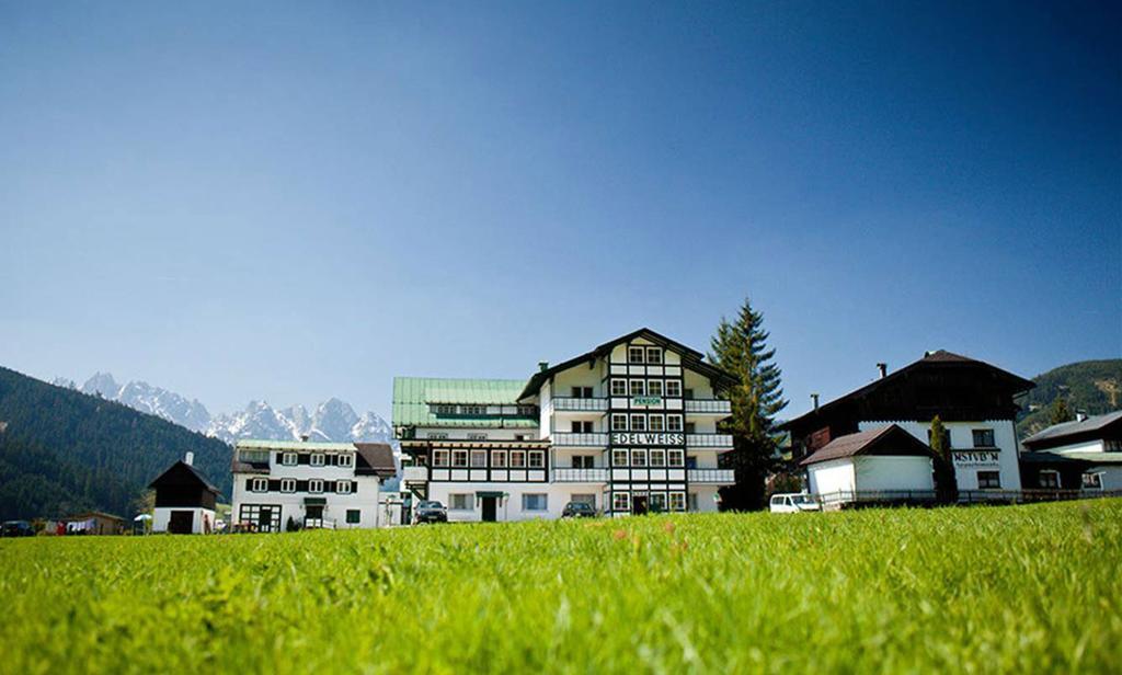 Apartment Almroeserl Edelweiss Gosau Exterior photo
